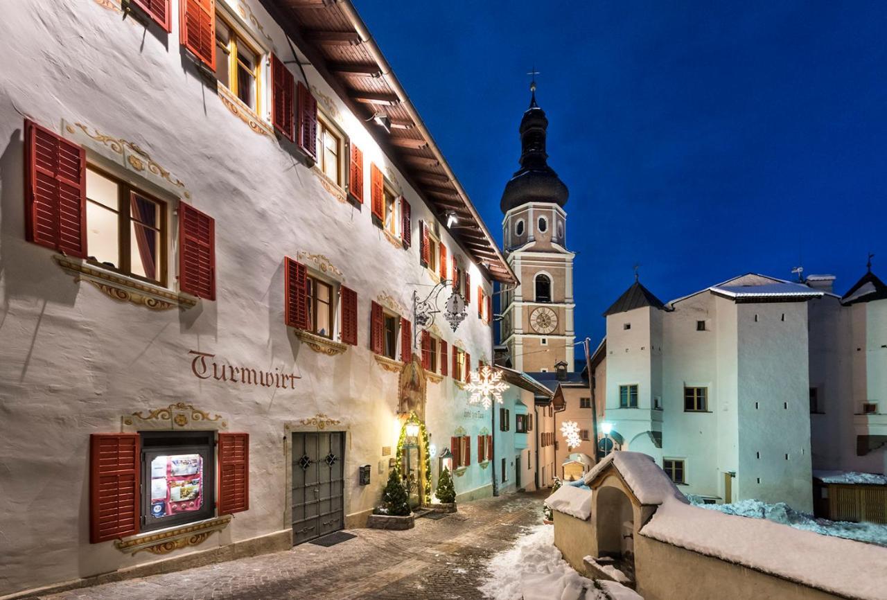 Hotel Zum Turm Кастелрото Екстериор снимка